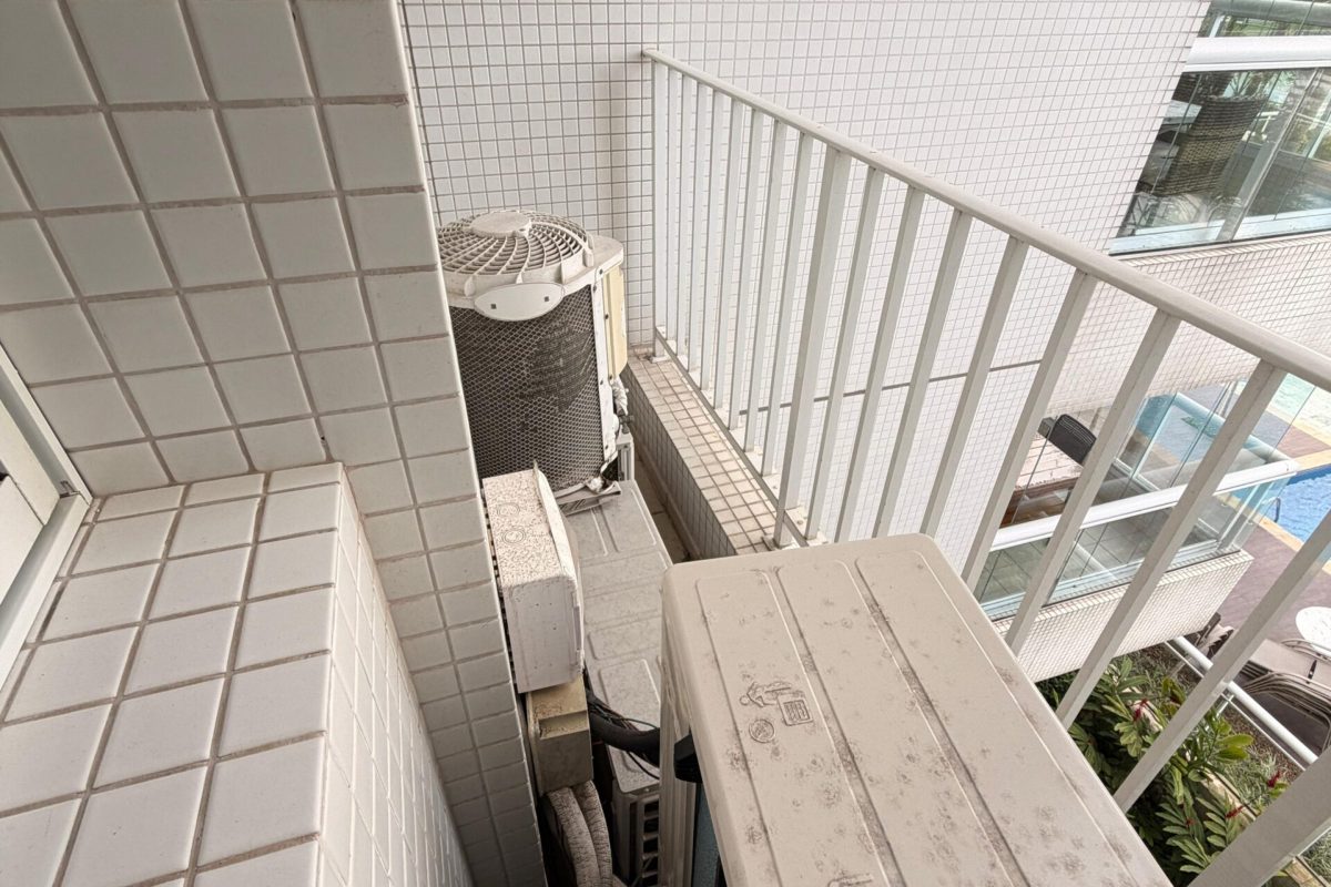 Apartamento Frente mar com 4 suítes