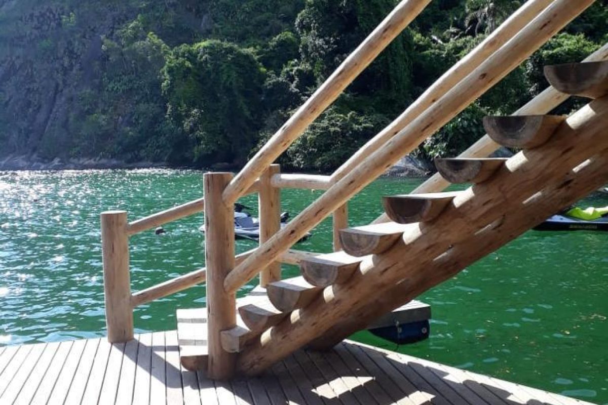 Casa de condomínio Porto Maui com suítes.