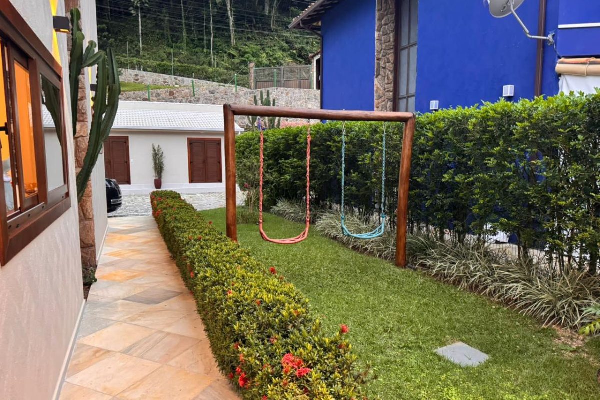 Casa com 5 Suítes em Angra dos Reis
