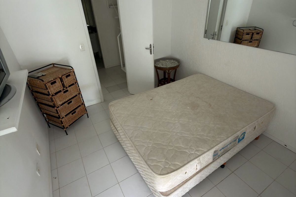 Casa de Condomínio com 2 Quartos à venda, 85m² - Balneário Praia do Perequê