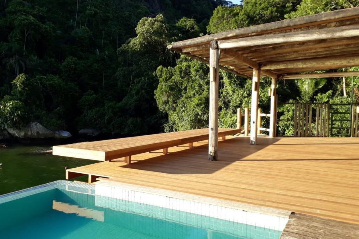 Casa de condomínio Porto Maui com suítes.