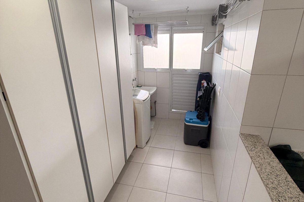 Apartamento Frente mar com 4 suítes