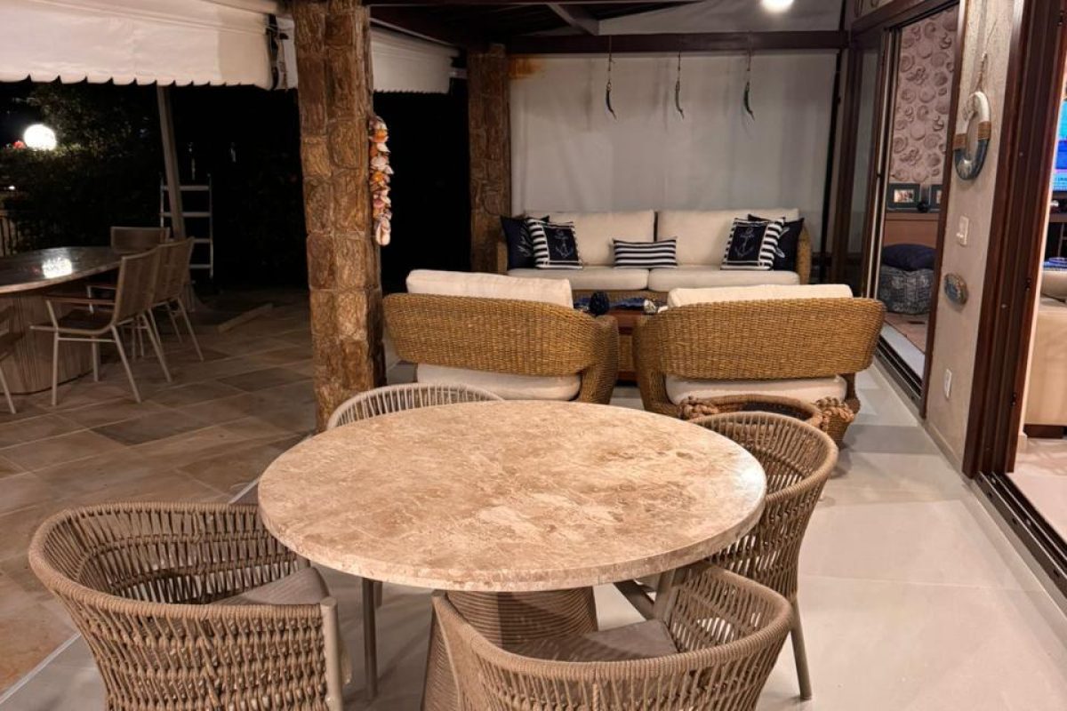 Casa com 5 Suítes em Angra dos Reis