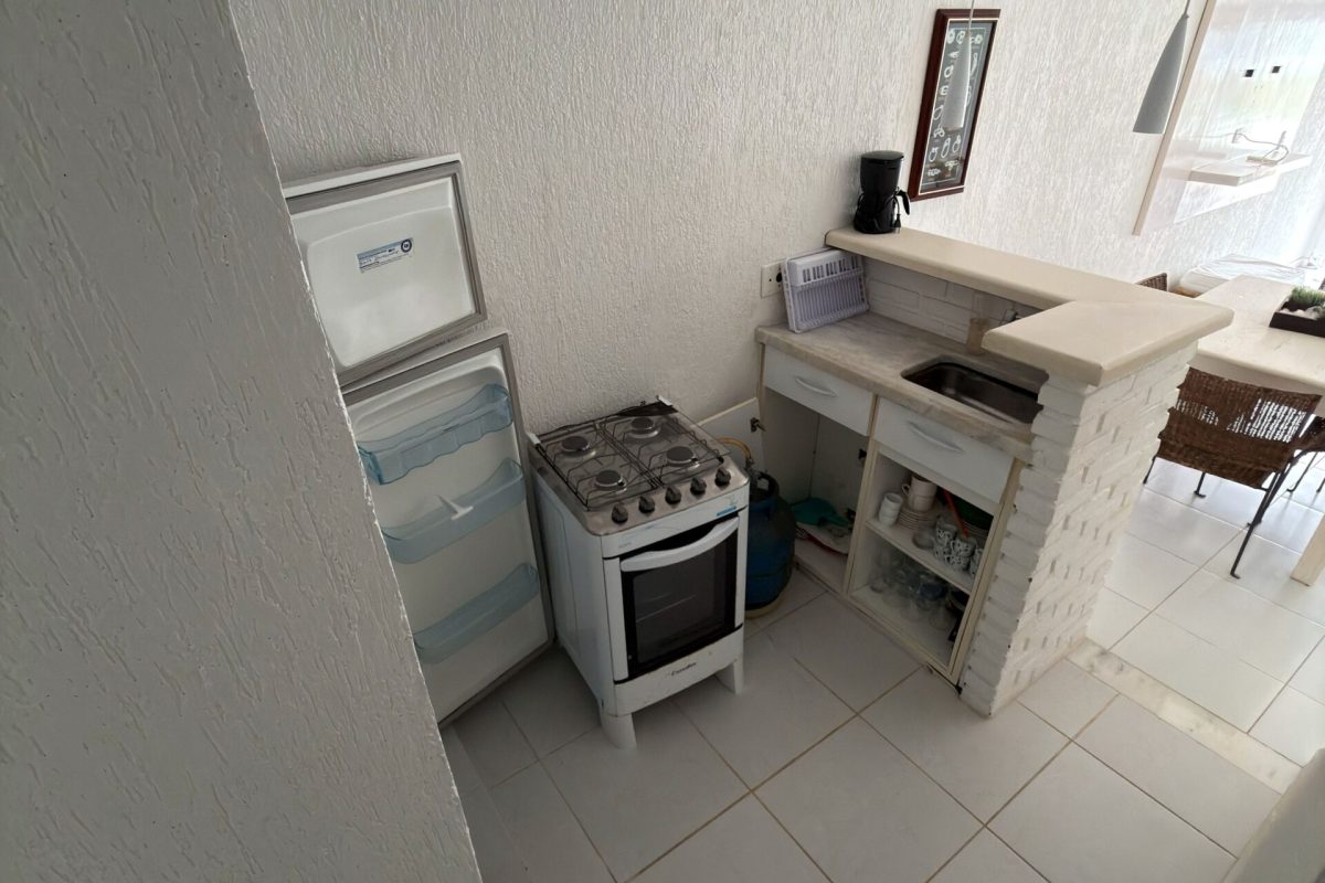 Casa de Condomínio com 2 Quartos à venda, 85m² - Balneário Praia do Perequê