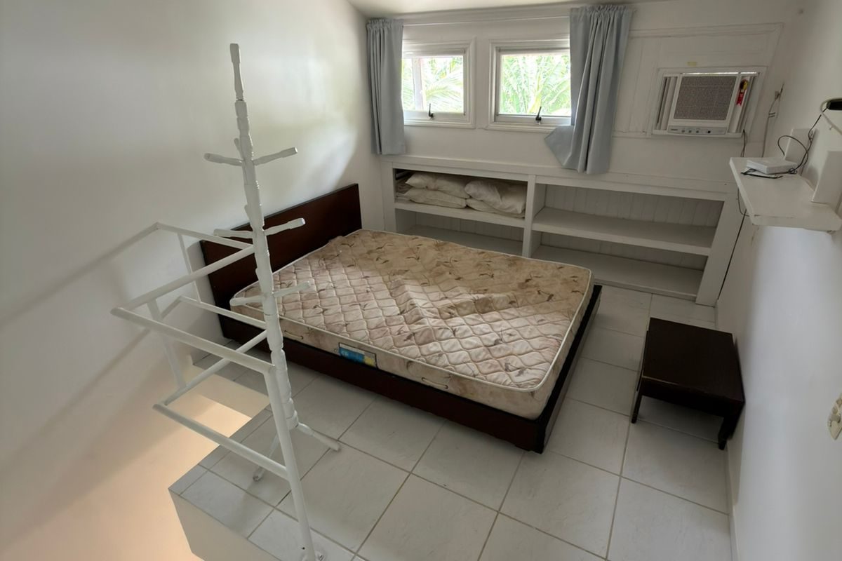 Casa de Condomínio com 2 Quartos à venda, 85m² - Balneário Praia do Perequê