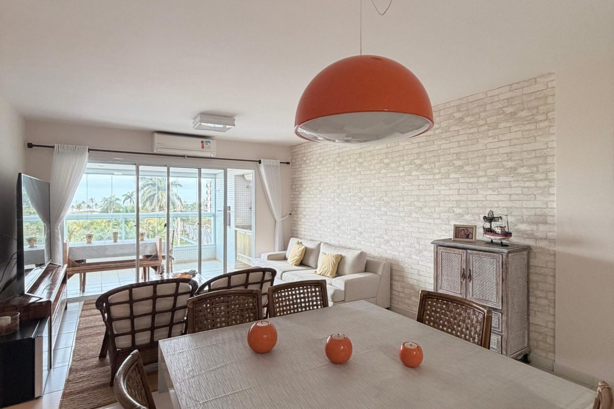 Apartamento Frente mar com 4 suítes