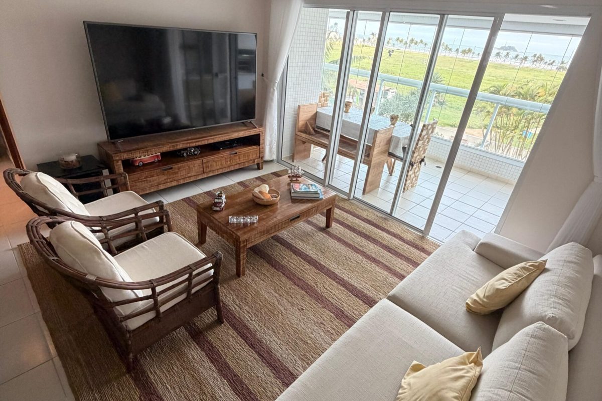 Apartamento Frente mar com 4 suítes