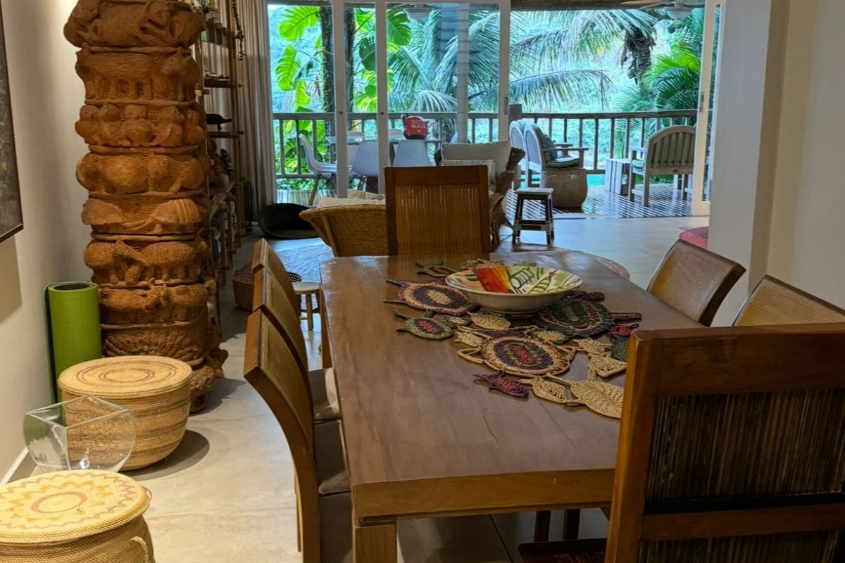 Casa de Condomínio com 4 Quartos à venda, 262m² - Ponta Da Cruz