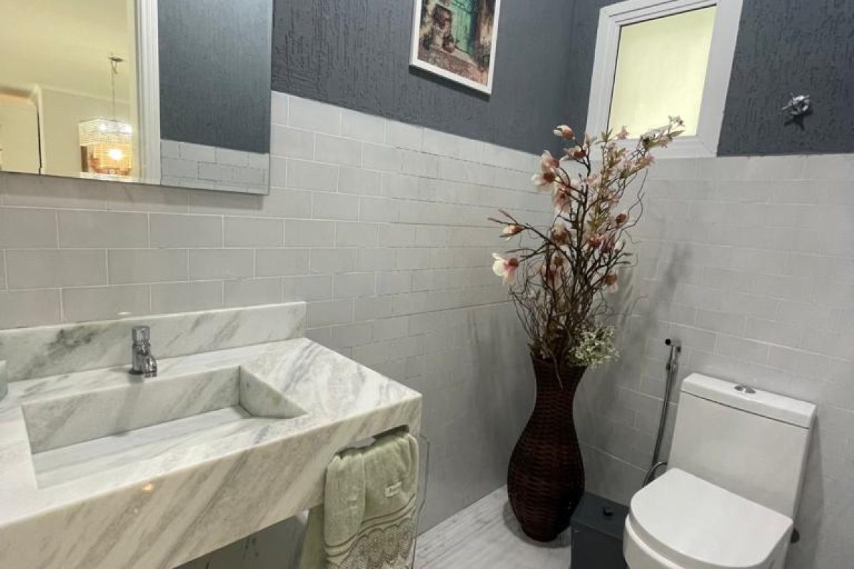 Casa em condomínio 5 suítes