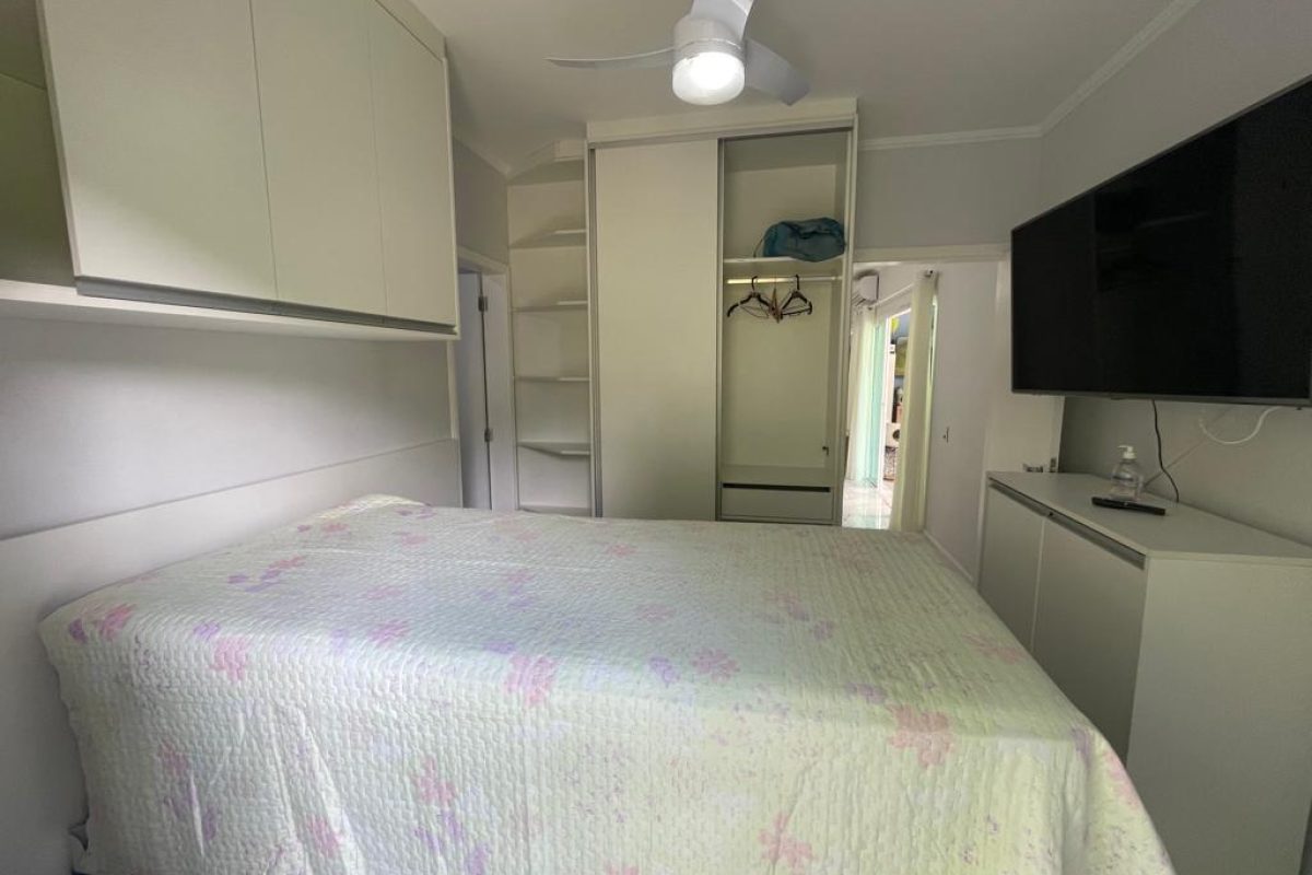 Casa em condomínio 5 suítes