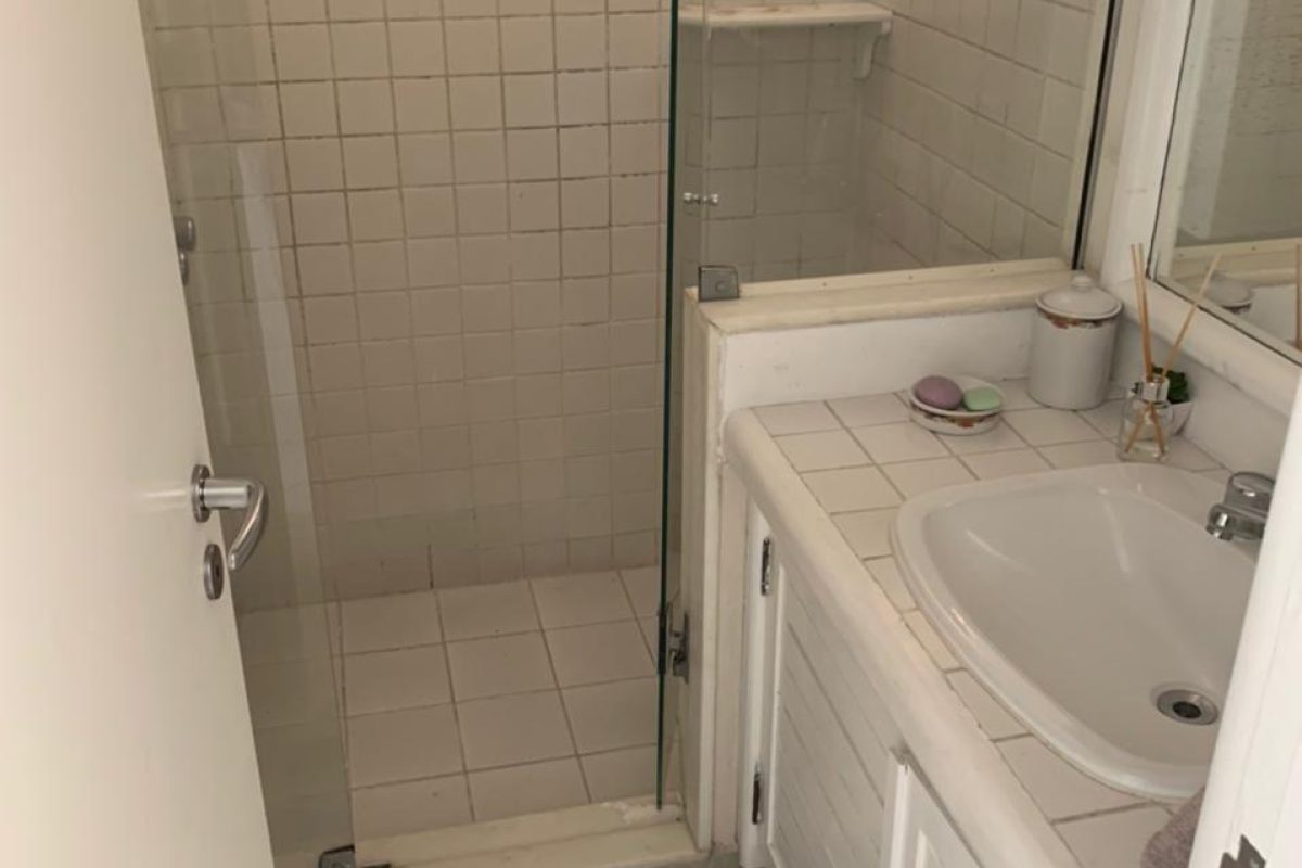 Casa de condomínio Porto MauÍ com suítes.