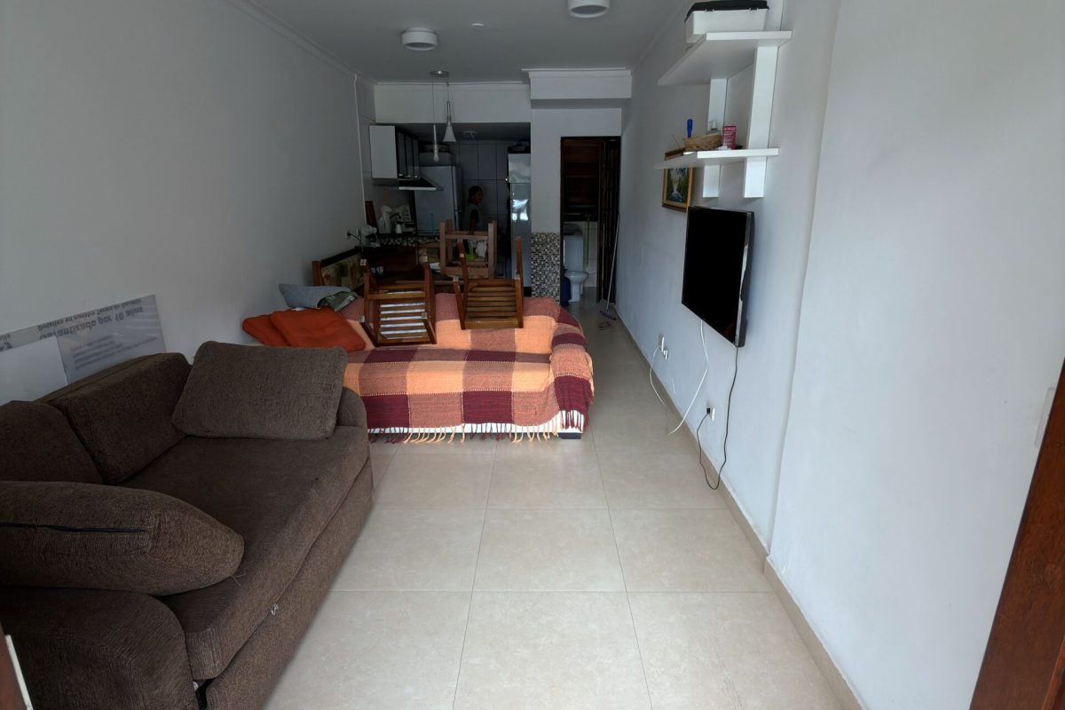 Casa de Condomínio com 2 Quartos à venda, 85m² - Balneário Praia do Perequê