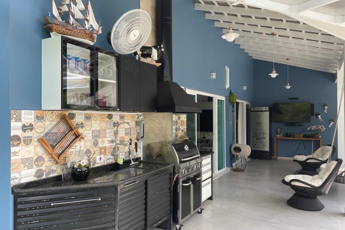 Casa em condomínio 5 suítes