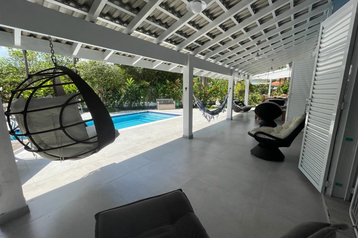 Casa em condomínio 5 suítes
