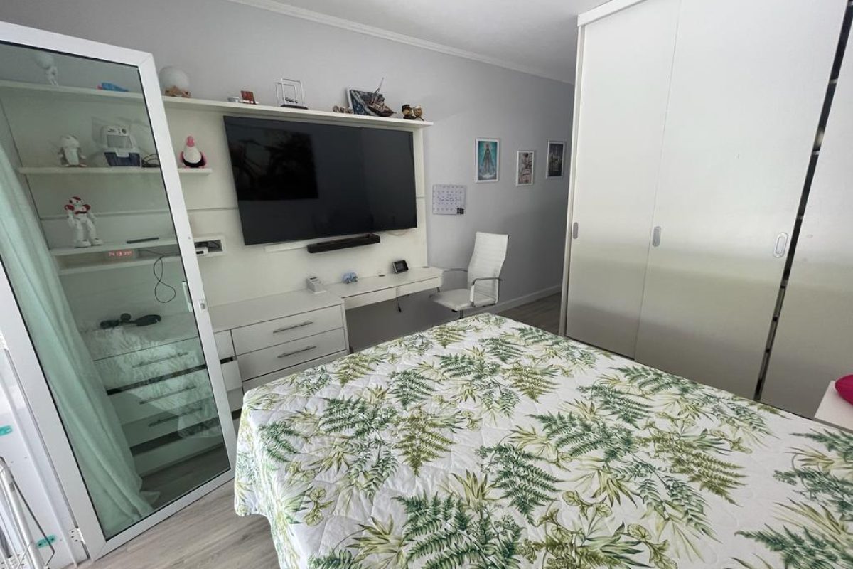 Casa em condomínio 5 suítes
