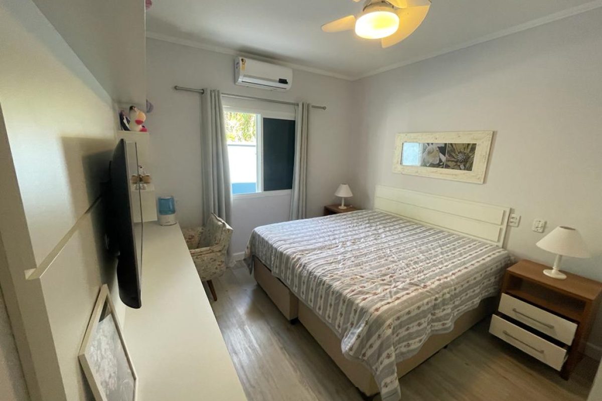 Casa em condomínio 5 suítes