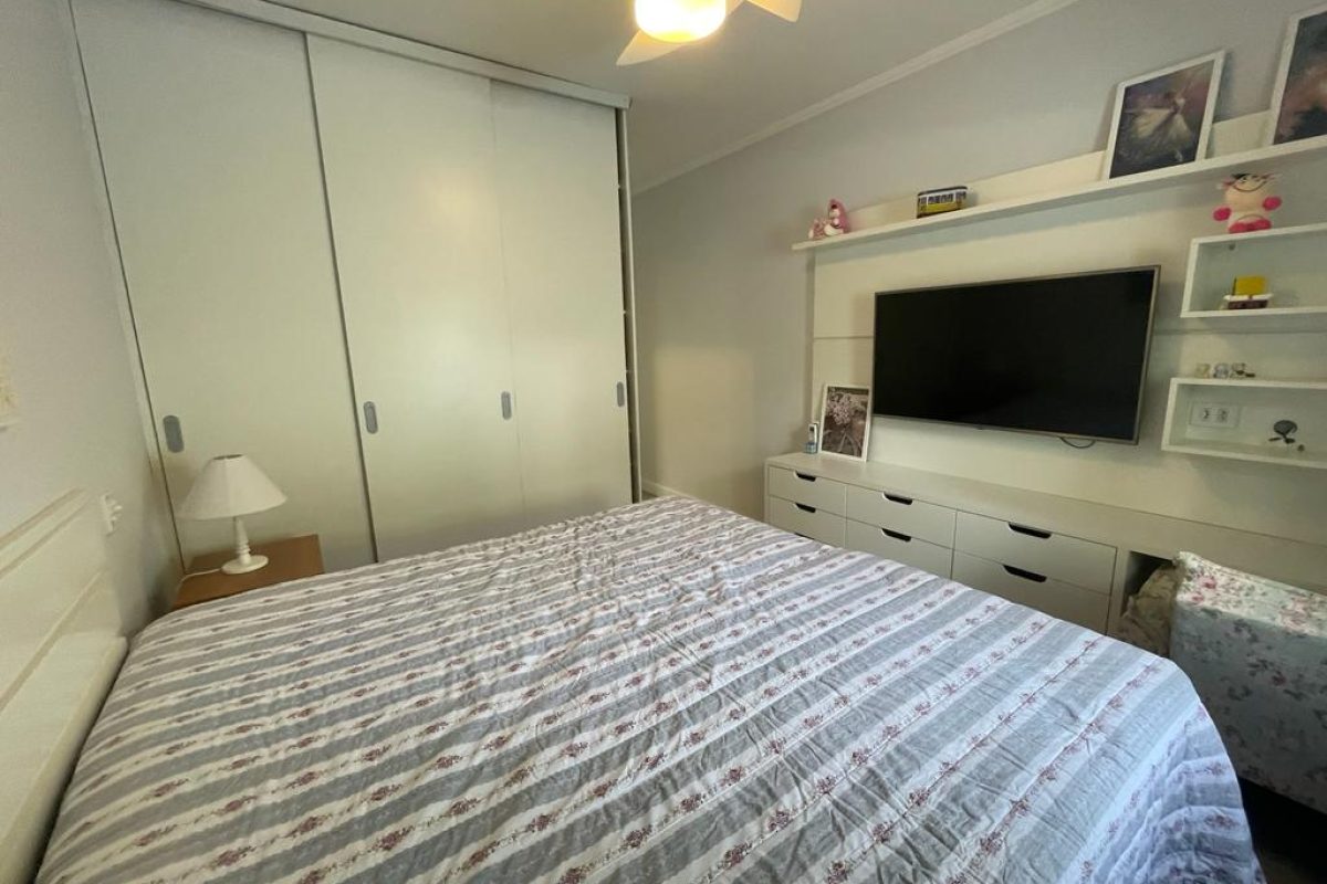 Casa em condomínio 5 suítes