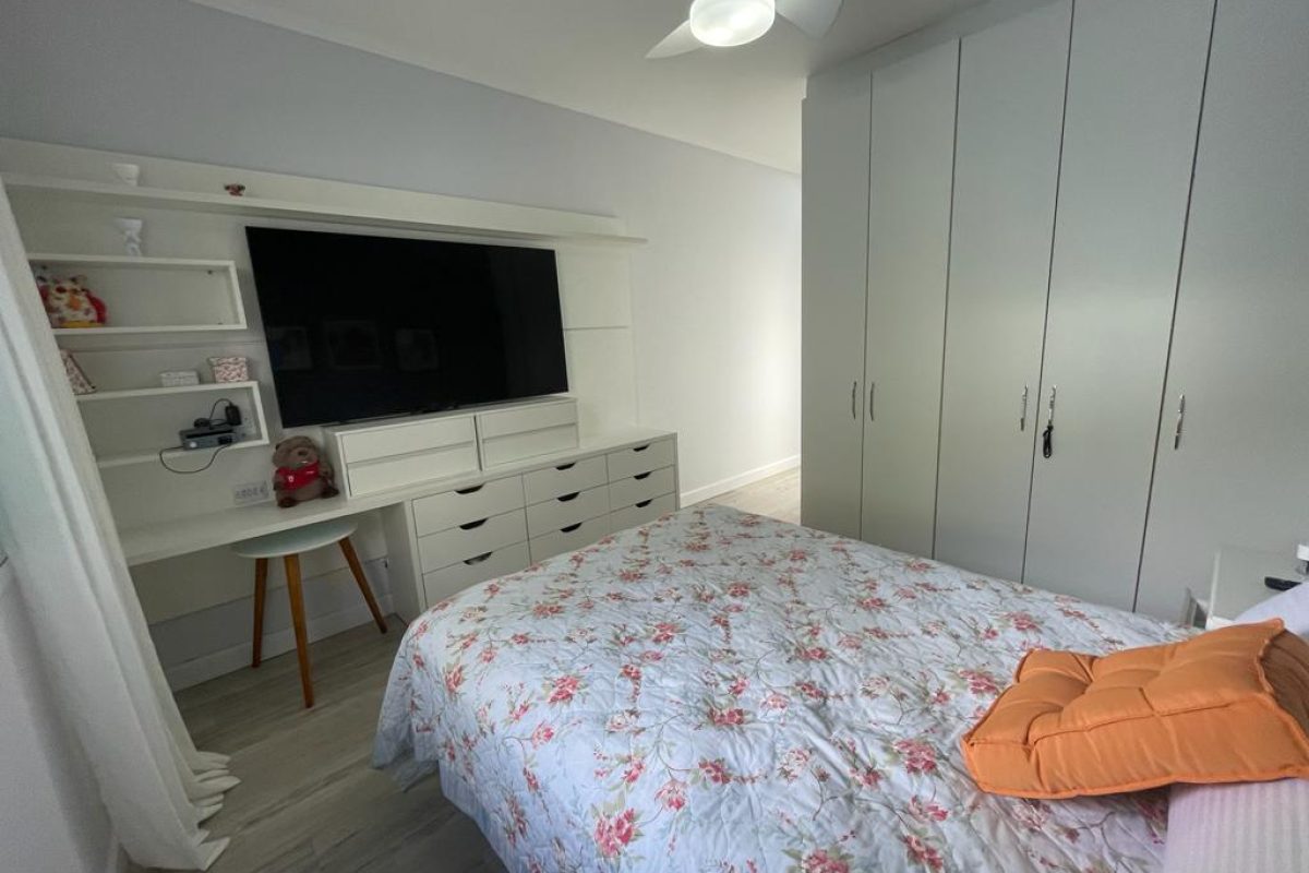 Casa em condomínio 5 suítes