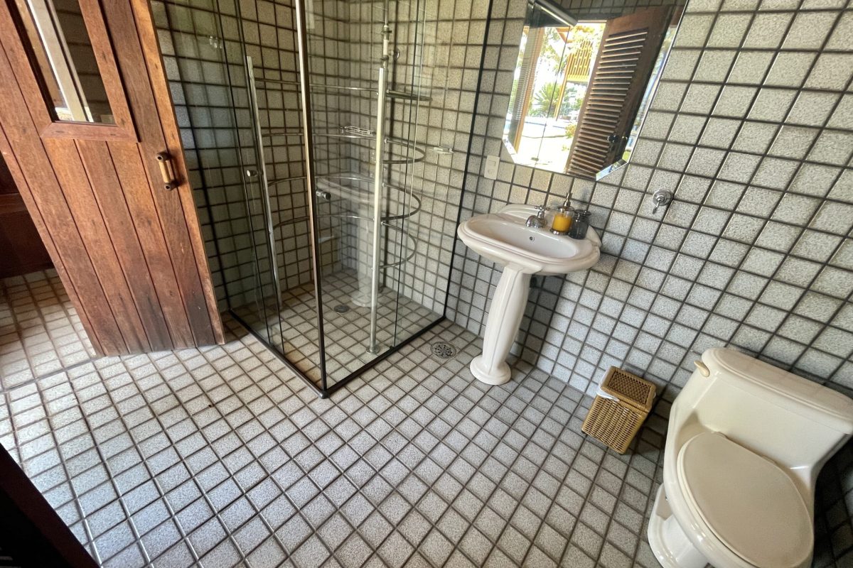 Casa de Condomínio com 5 Quartos à venda, 750m² - Balneário Praia do Perequê