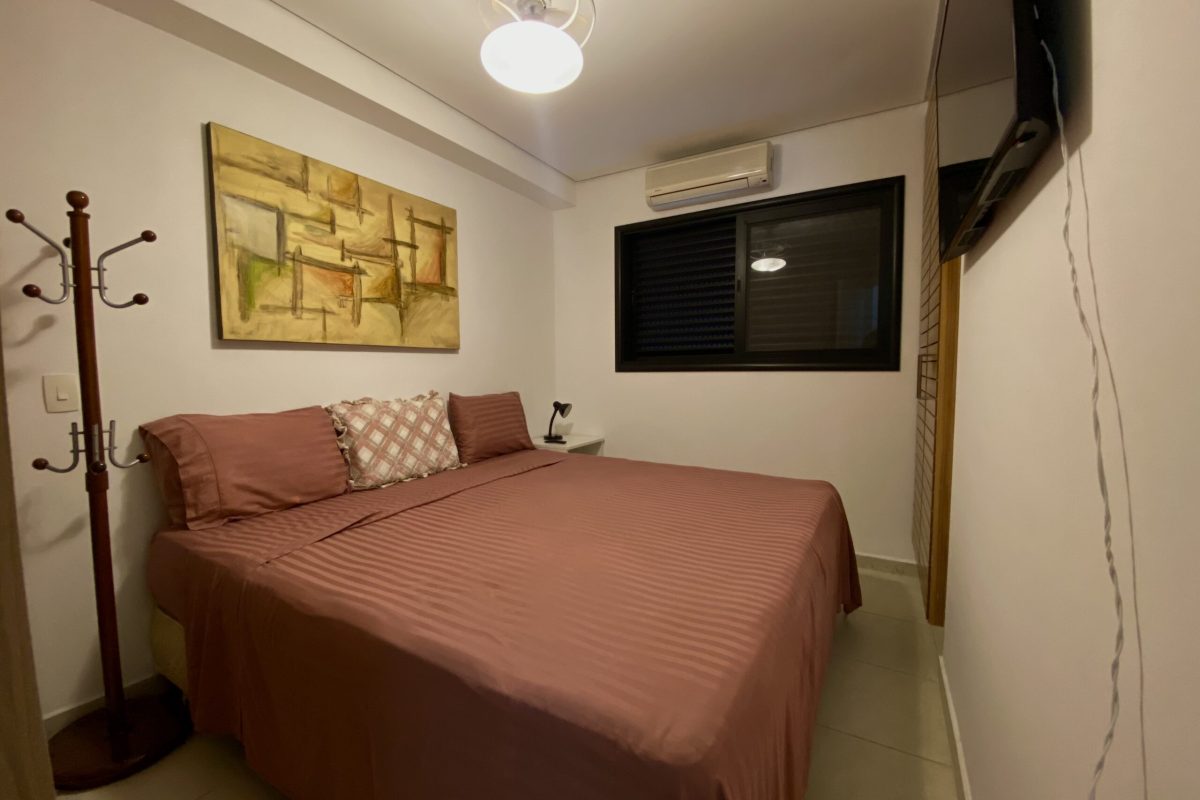 Casa de Condomínio com 4 Quartos à venda, 170m² - Balneário Praia do Perequê