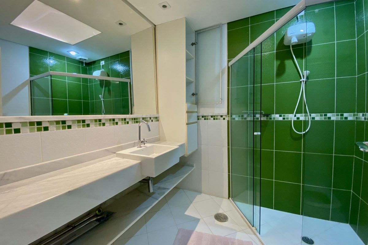 Casa de Condomínio com 4 Quartos à venda, 170m² - Balneário Praia do Perequê