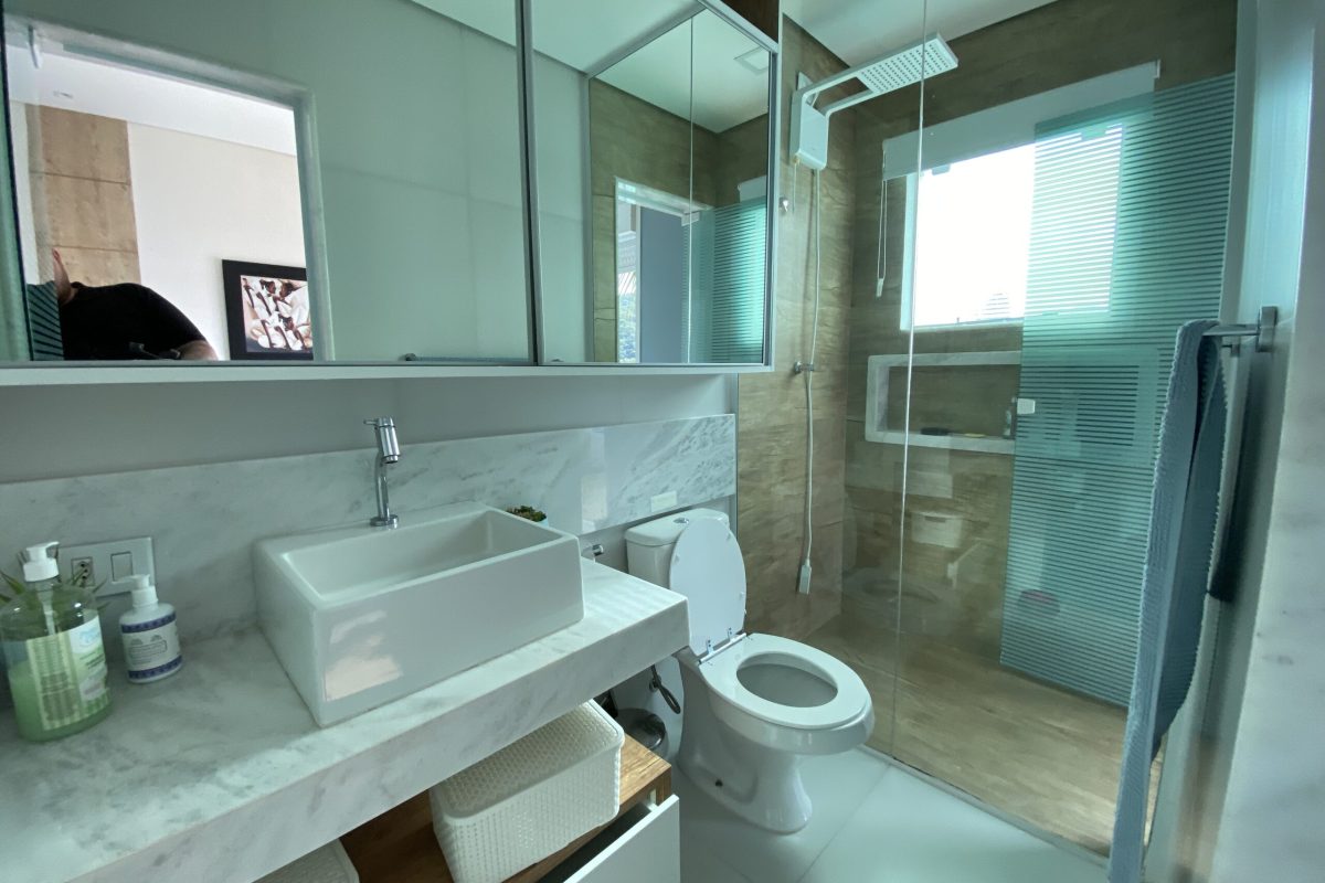 Casa de Condomínio com 4 Quartos à venda, 200m² - Balneário Praia do Perequê