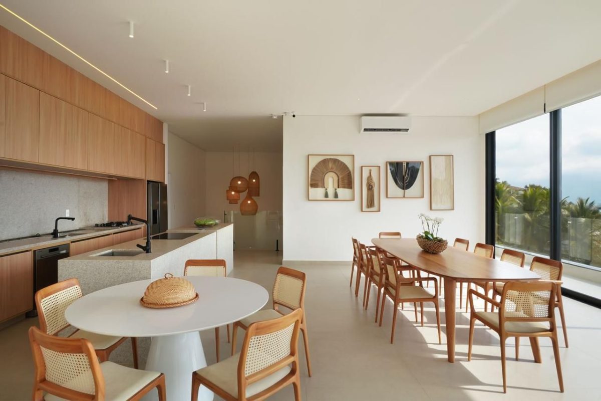 Casa com vista com 4 suítes à venda