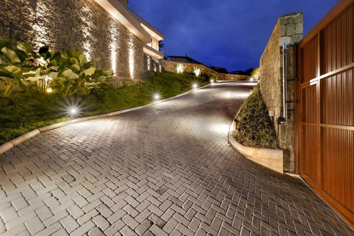 Casa com vista com 4 suítes à venda