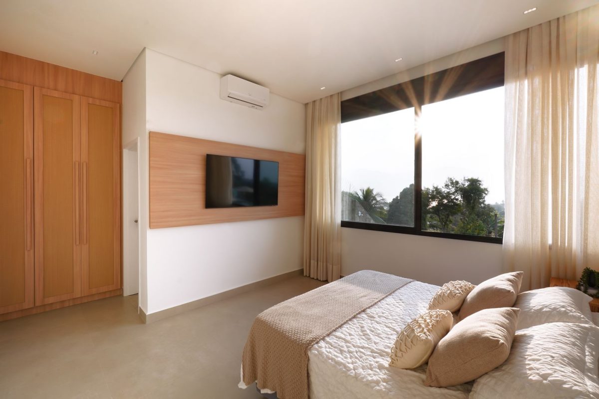 Casa com vista com 4 suítes à venda